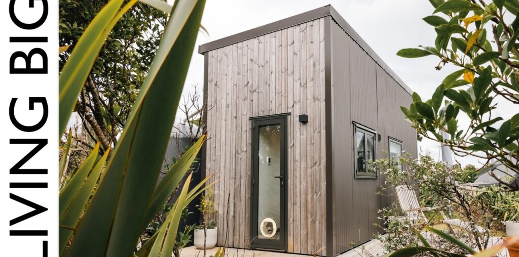 Incredible Design Tricks Maximize Space in This Clever Tiny House 🤩