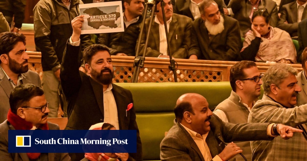 Indian Kashmir assembly demands restoration of partial autonomy