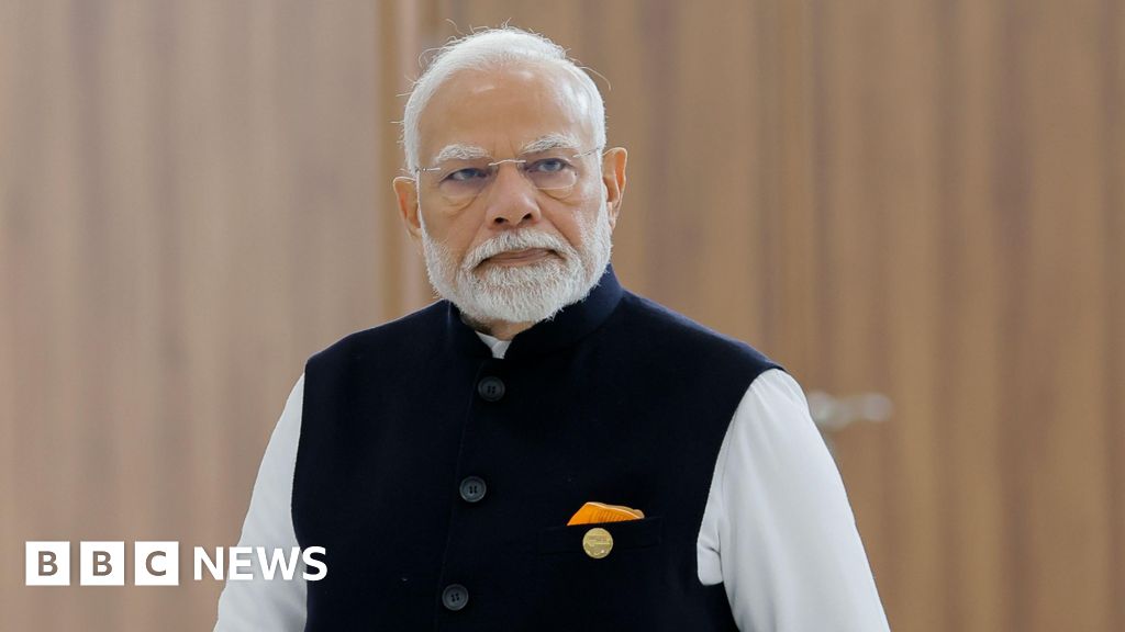 Indian PM condemns violence after Canada temple incident