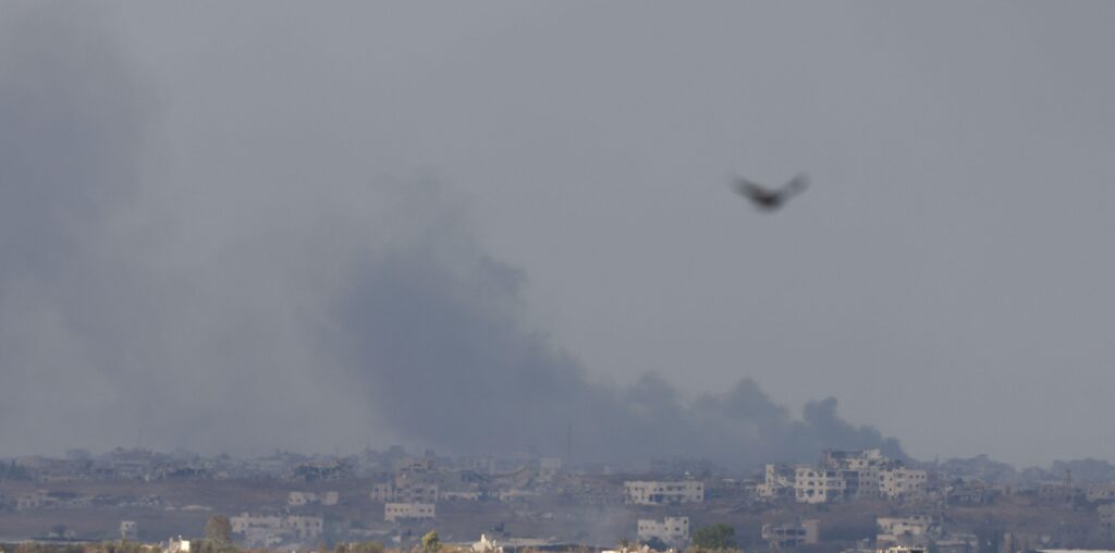 Israele, news oggi: raid su Gaza, "almeno 33 morti"