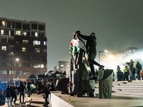 Israeli fans violently attacked after soccer match in Amsterdam