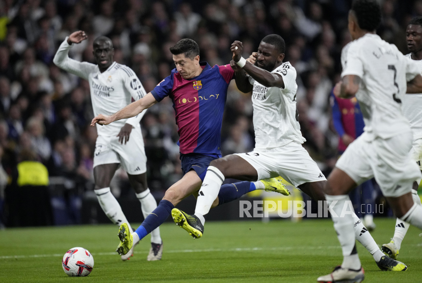 Jadwal Liga Spanyol: Real Madrid Vs Osasuna, Socieded Vs Barcelona |Republika Online