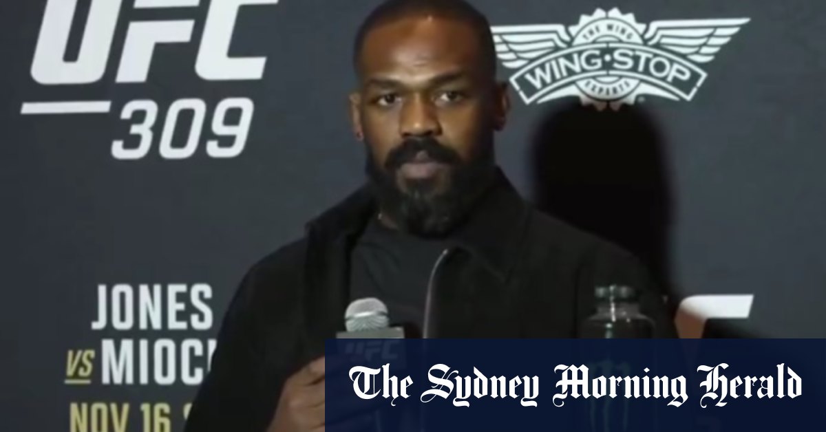 Jones reveals bizarre UFC backflip