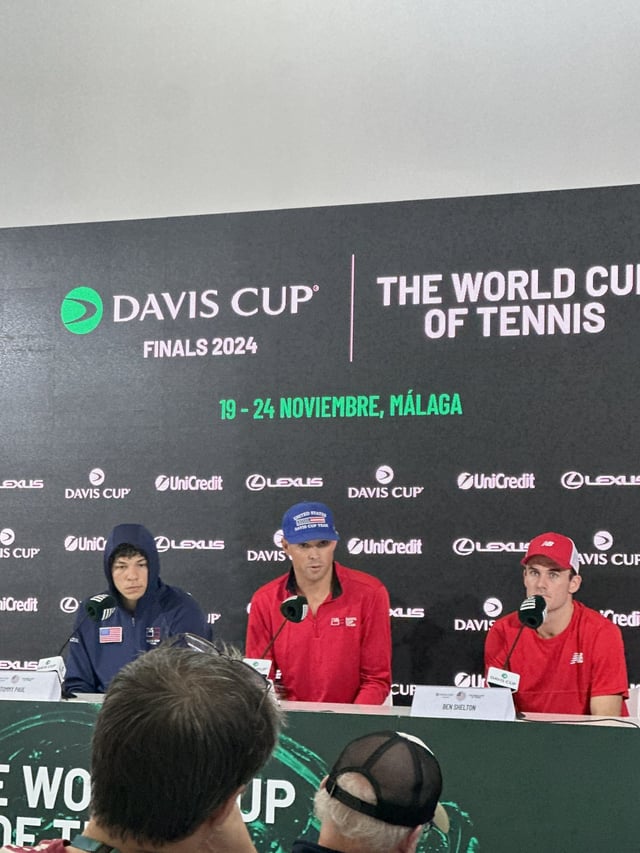 [Jose Morgado] Bob Bryan: "We had great options for doubles but I opted for the fire power of the singles players to surprise them. It was a match up decision. I decided in the 15 minutes between the singles and the doubles match. The idea was to surprise them.” Says he doesn’t regret.