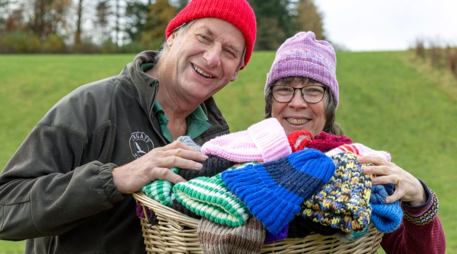 Knitters made hats to keep farmers warm this winter  – Farmers Guide