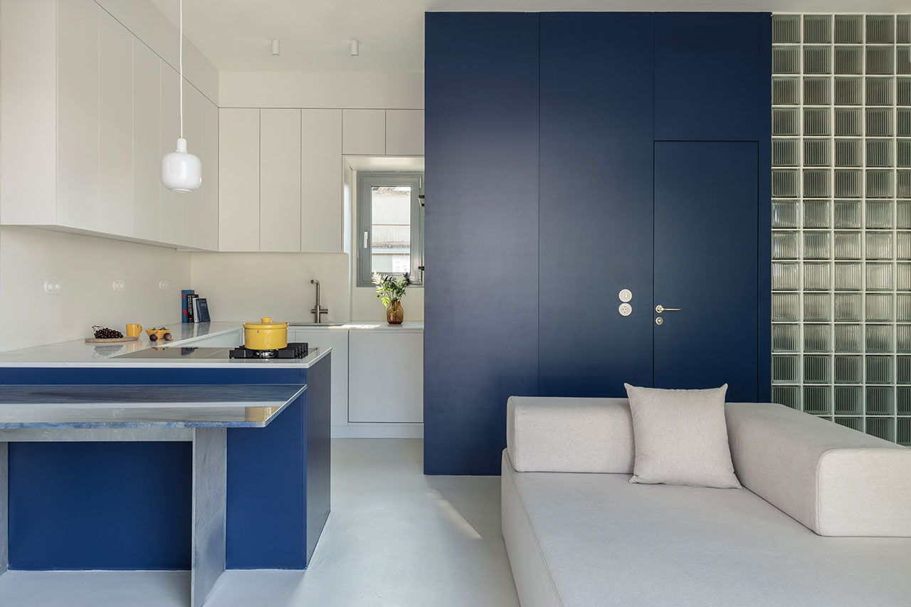 Kyano: A 1960s Athens Apartment Reimagined for Modern Living