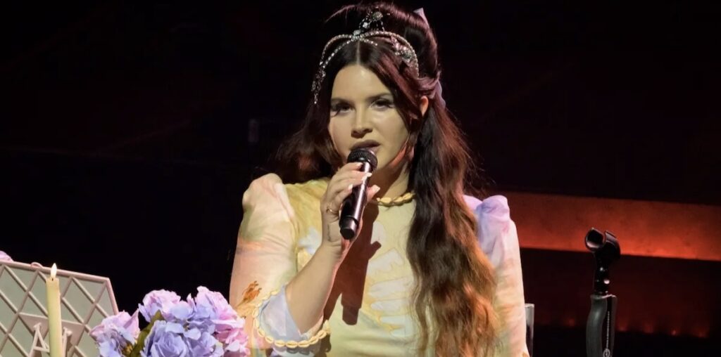 Lana Del Rey announces new album The Right Person Will Stay