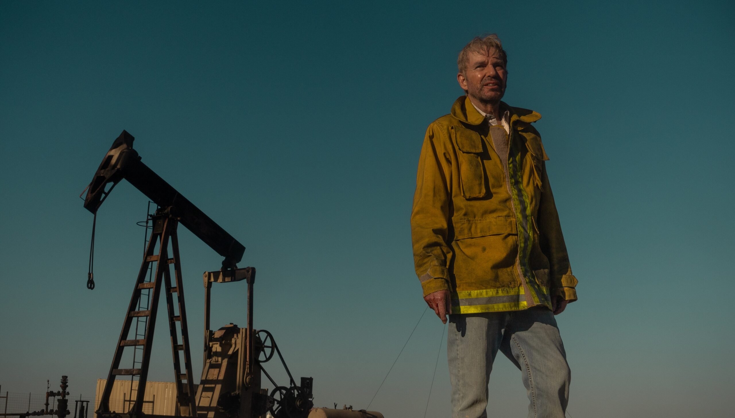 Landman Series Premiere Review: The Rough World of Oil, Family Drama, and Survival