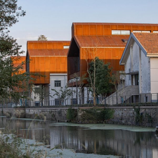 Lichao Architecture Design Studio transforms Wuzhen Rural Brewery