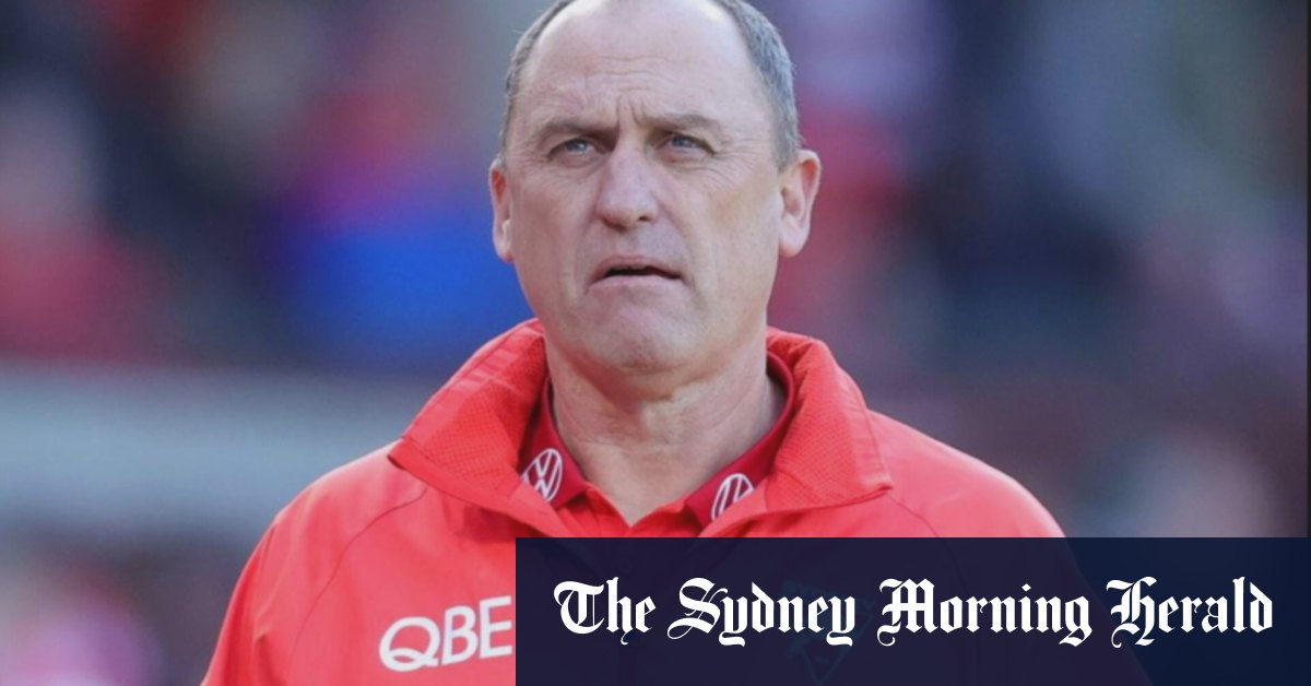 Longmire quits as Swans coach