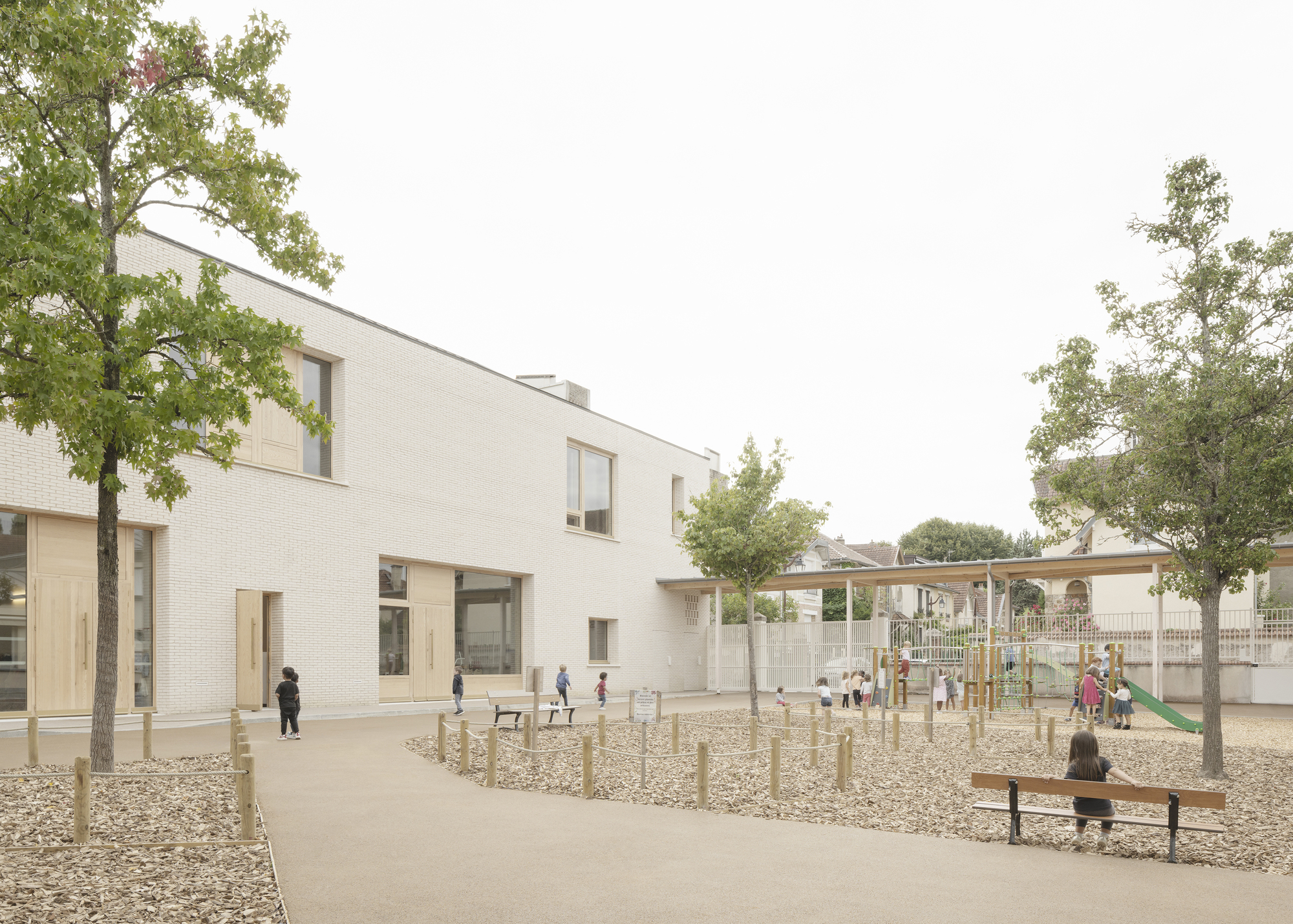 Lully Vauban School and Music Conservatory Extension / Atelier Serge Joly Architectes