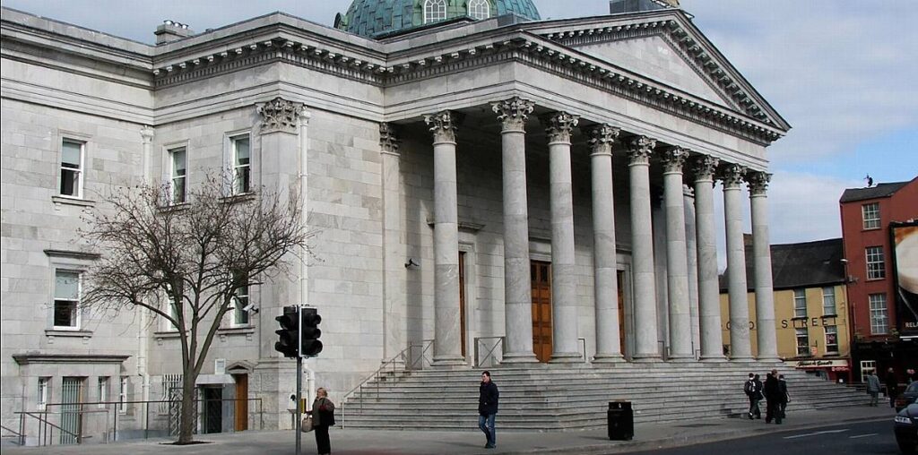 Man jailed for rape and abuse of his four daughters | BreakingNews.ie