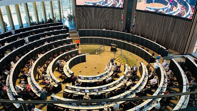 Massive salary increase for Joburg councillors as city crumbles financially