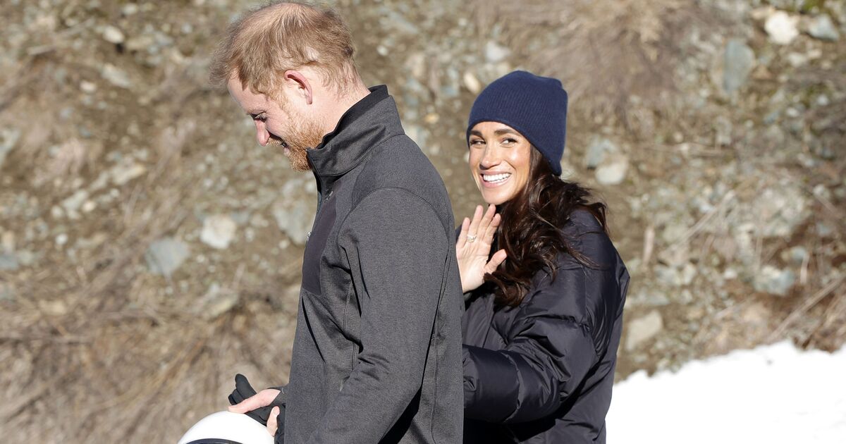 Meghan Markle struggles to get Prince Harry’s attention in ‘awkward moment’