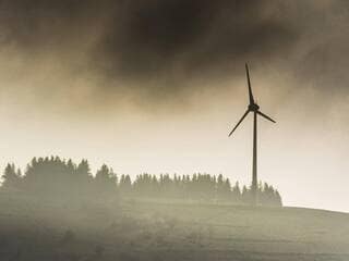 Météo : neuf départements du centre-est en vigilance orange lundi, trafic SNCF perturbé