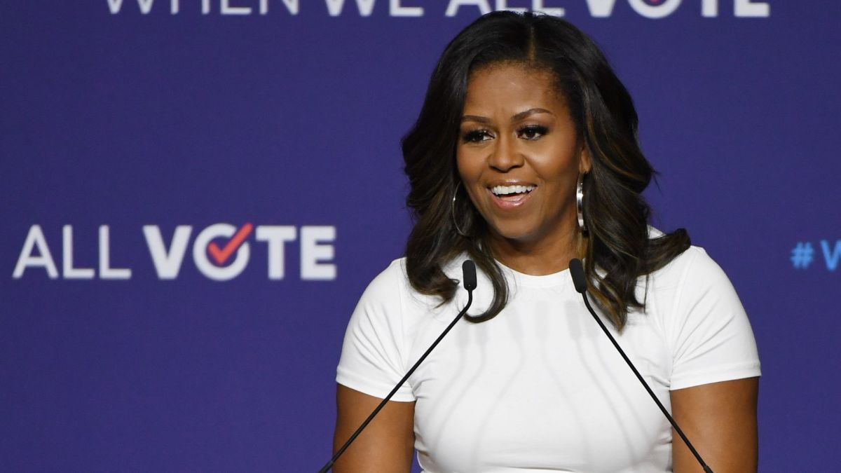 Michelle Obama's Latest Excellent Suit Is Custom Sergio Hudson