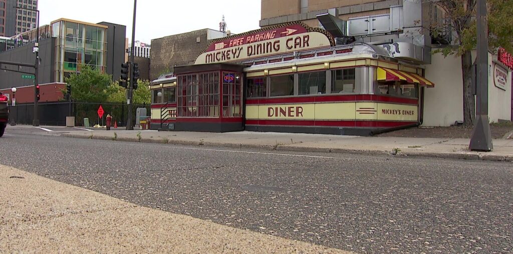 Mickey's Diner: Customers surprised as iconic St. Paul restaurant reopens