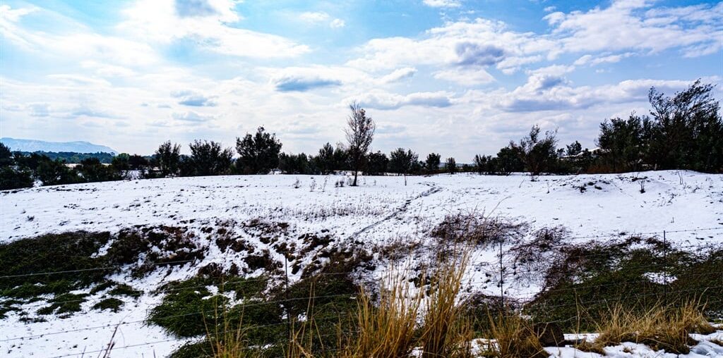 The South African Weather Service has warned of disruptive snow in parts of the Eastern Cape. (Alfonso Nqunjana/News24)