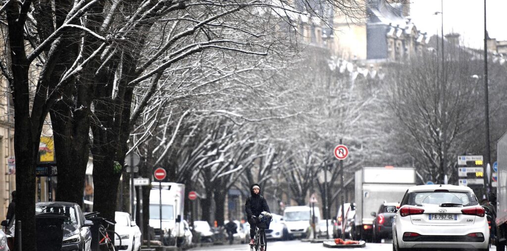 Neige, vent : la tempête Caetano fait basculer la moitié de l’Hexagone en vigilance orange