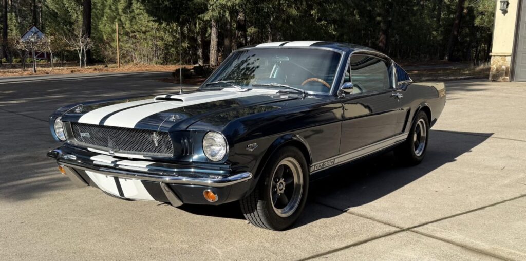 No Reserve: GT350-Style 1965 Ford Mustang Fastback 4-Speed