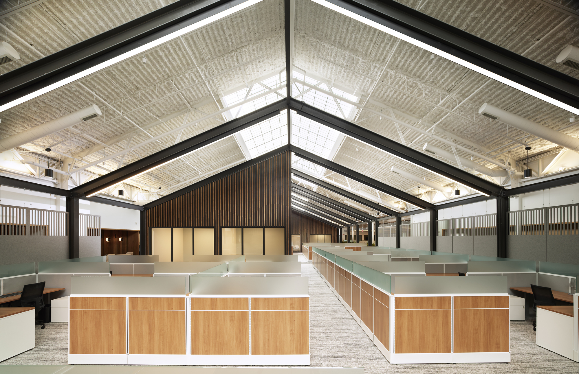 Northpointe Bank Operations Center / Ghafari Associates, LLC