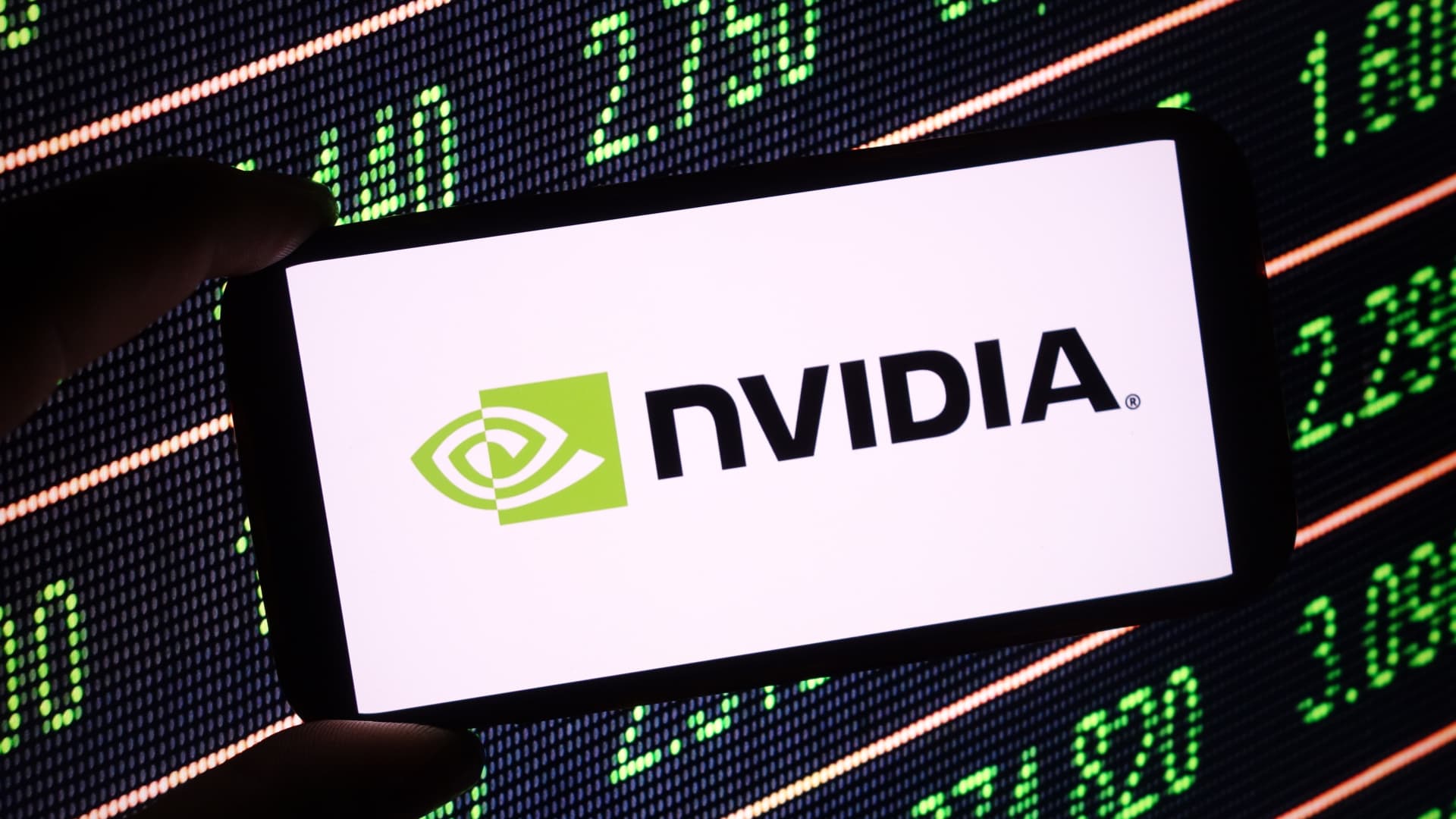 Nvidia shares fluctuates as investors digest third-quarter earnings