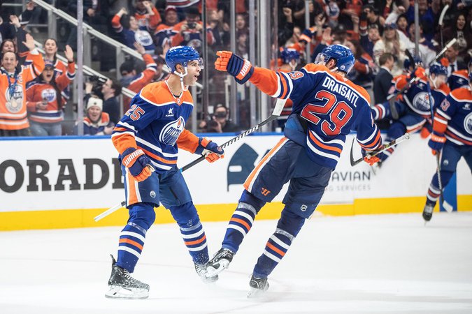 Oilers defenceman Darnell Nurse exits game against Leafs after Ryan Reaves head shot