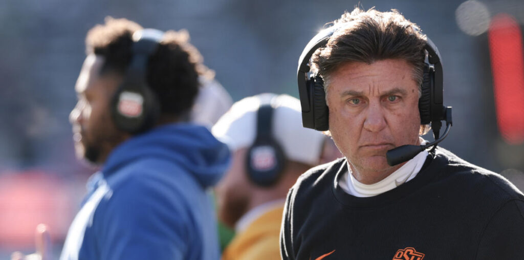 Oklahoma State caps worst season of Mike Gundy's tenure with blowout loss to No. 25 Colorado