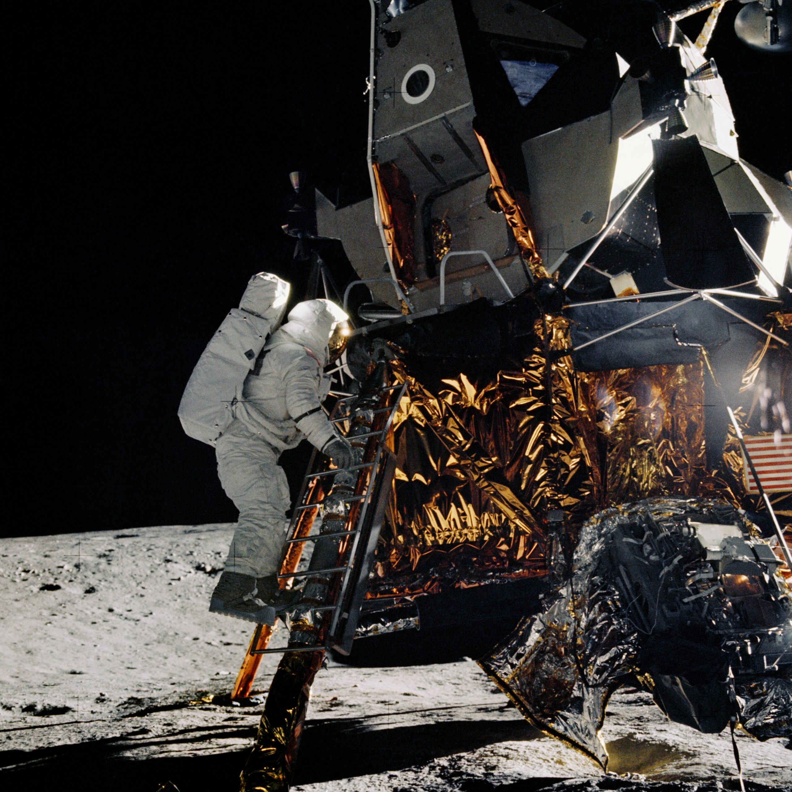 On This Day: Apollo 12 Lands on the Moon – NASA