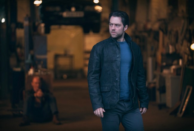 Outlander’s Richard Rankin Takes Us Inside Viaplay’s Detective Drama Rebus (And Decodes Some Scottish Slang Along the Way)