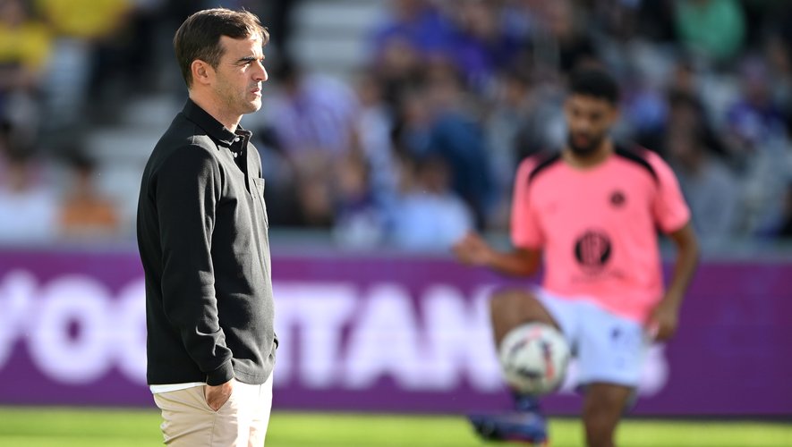 PSG – TFC : la formule magique selon l’entraîneur toulousain Carles Martinez Novell, vainqueur au Parc des Princes la saison dernière