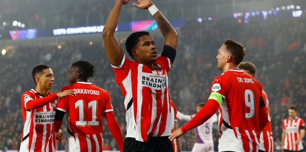 Flamingo, jugador del PSV, celebra su gol ante el Girona este martes en la cuarta jornada de la Champions.