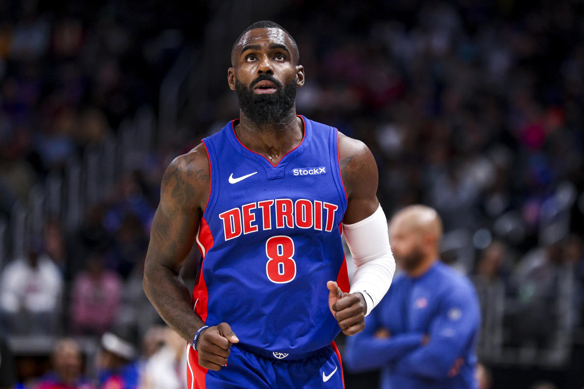 Pistons’ Tim Hardaway Jr. taken off court in wheelchair after multiple head injuries in win over Heat