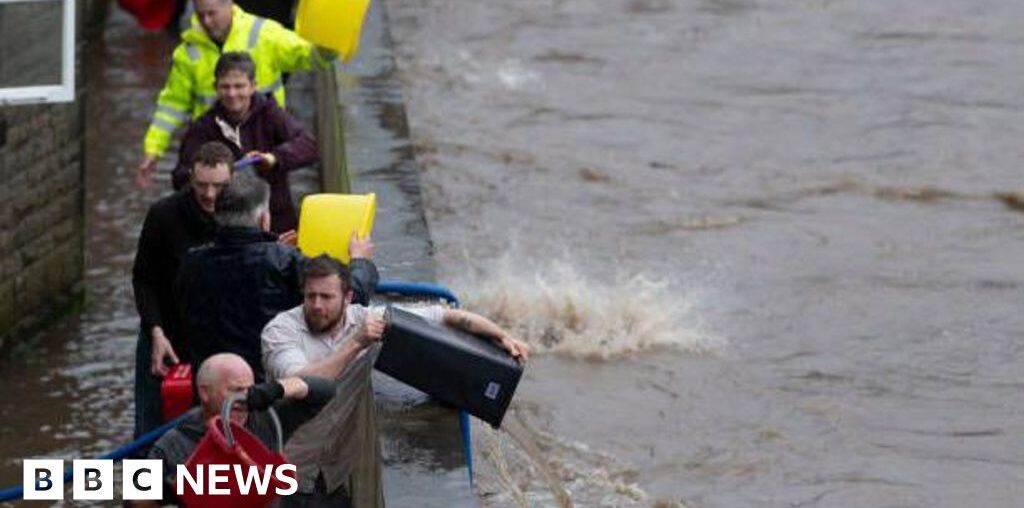 Pontypridd residents angry after Storm Bert causes flooding