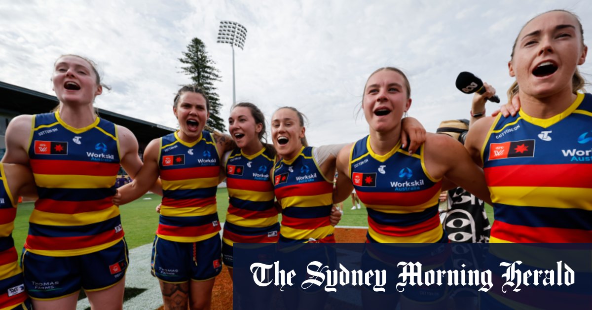 Powerhouse Crows trounce Dockers, storm into AFLW prelim