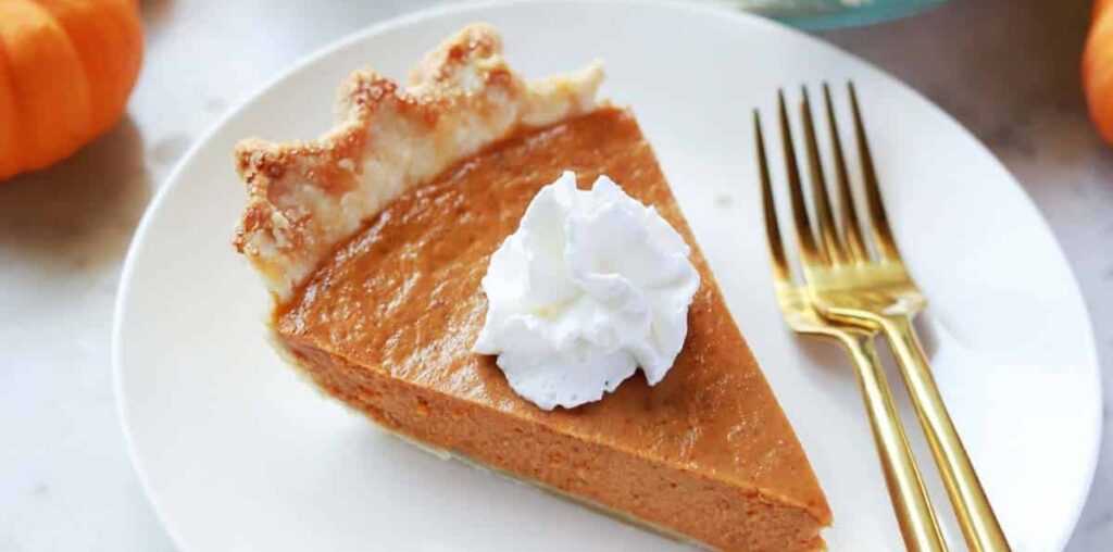 Pumpkin Pie - Only 5 Ingredients