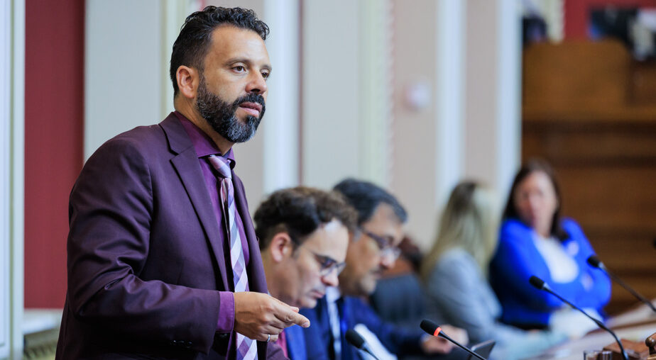 Québec solidaire | Le député Haroun Bouazzi prend une pause de « quelques jours »