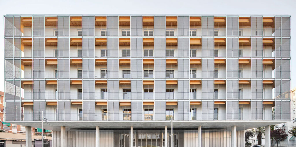 RIBA International Prize goes to inspired Spanish social housing design from Peris + Toral Arquitectes