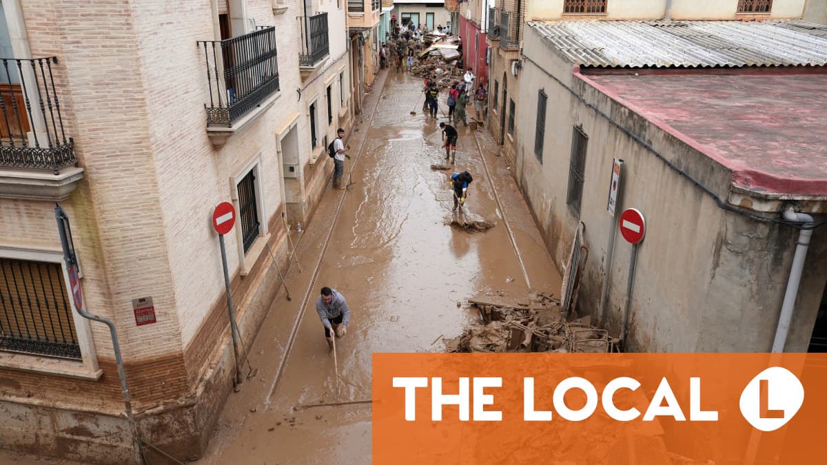 Reeking mud sparks health fears in Spain flood epicentre