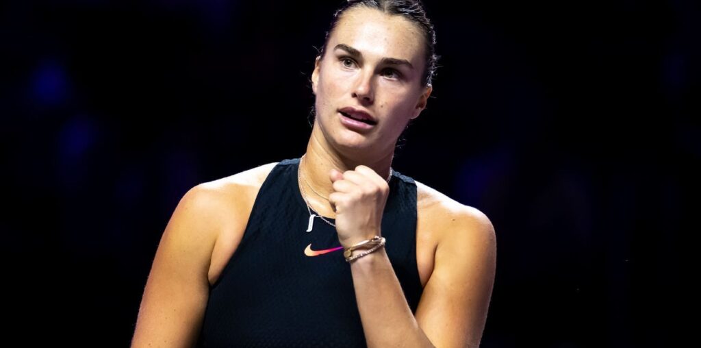 Sabalenka handles Zheng in WTA finals opener