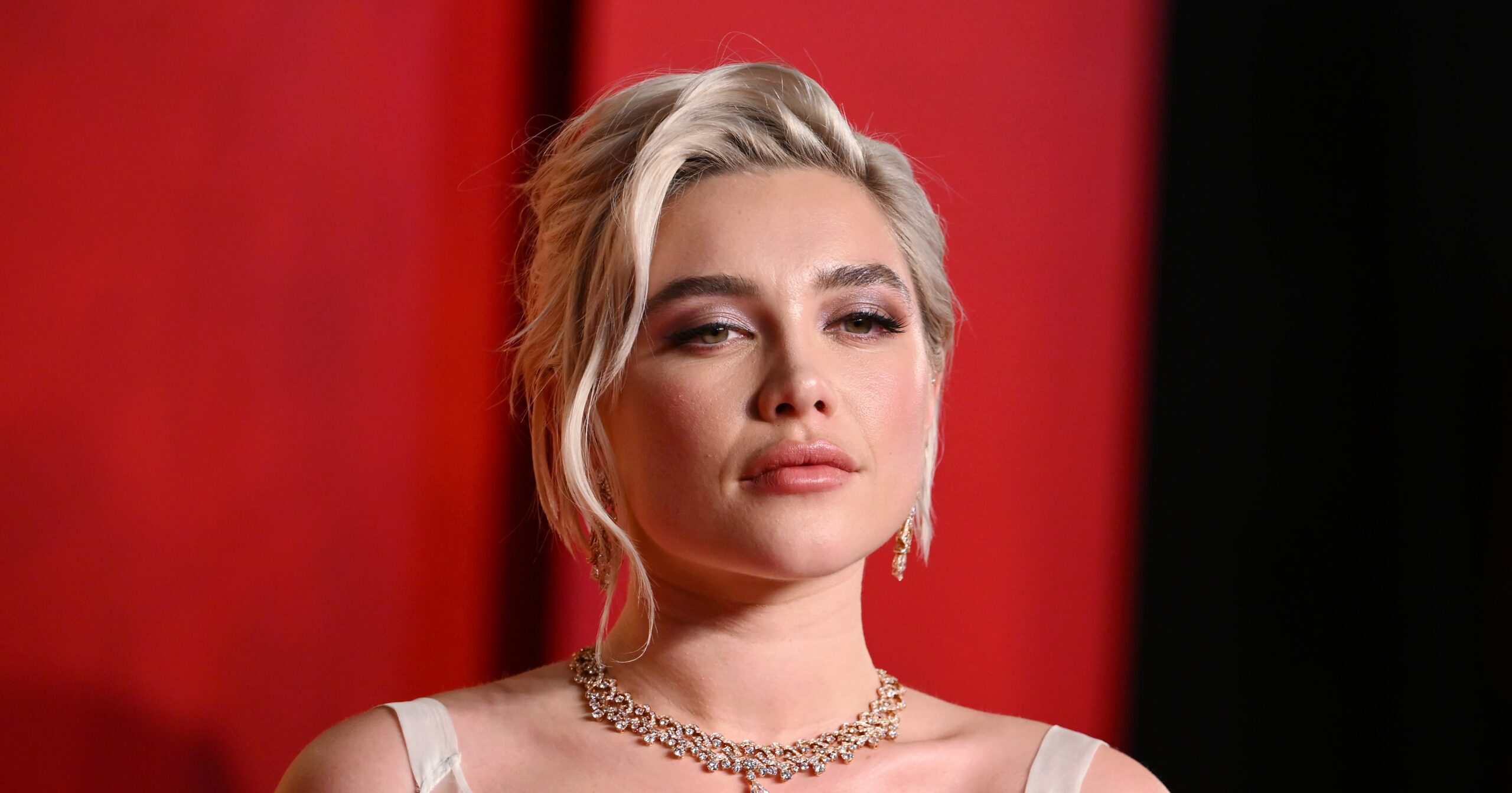 See Florence Pugh’s Tattoos, From a Bee to a Matchstick