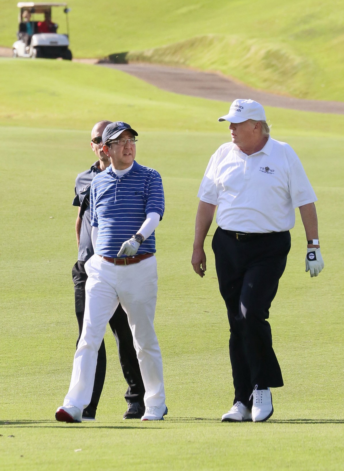 Shinzo Abe’s Trump Playbook: Reach Out Quickly, Be Forthright, and Pack Your Clubs | JAPAN Forward