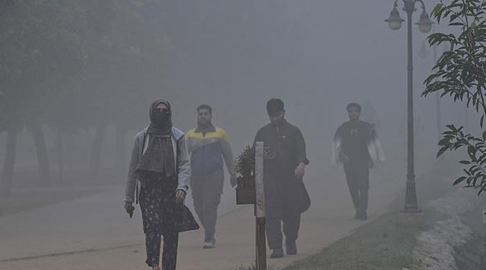 Smog crisis deepens in Punjab as Lahore tops AQI rankings