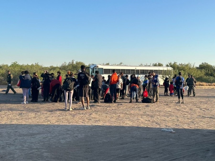 Southern border towns brace for migrant influx