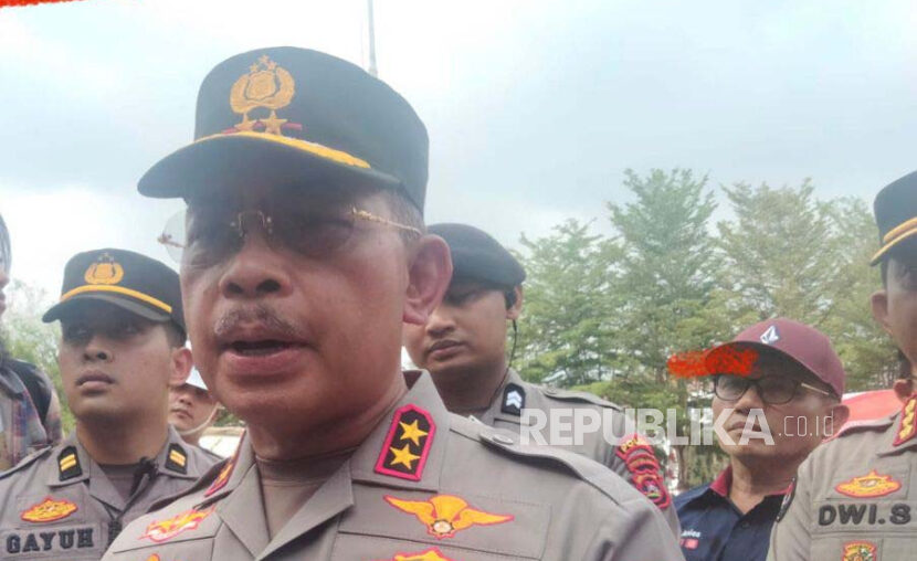 Kapolda Sumatra Barat, Irjen Pol Suharyono