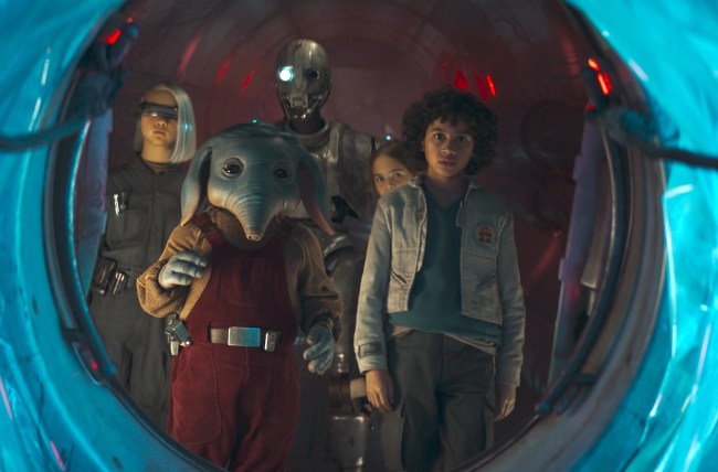 The Skeleton Crew Kids Talk Prepping for Their Goonies-Style Star Wars Adventure, Acting Opposite a Droid