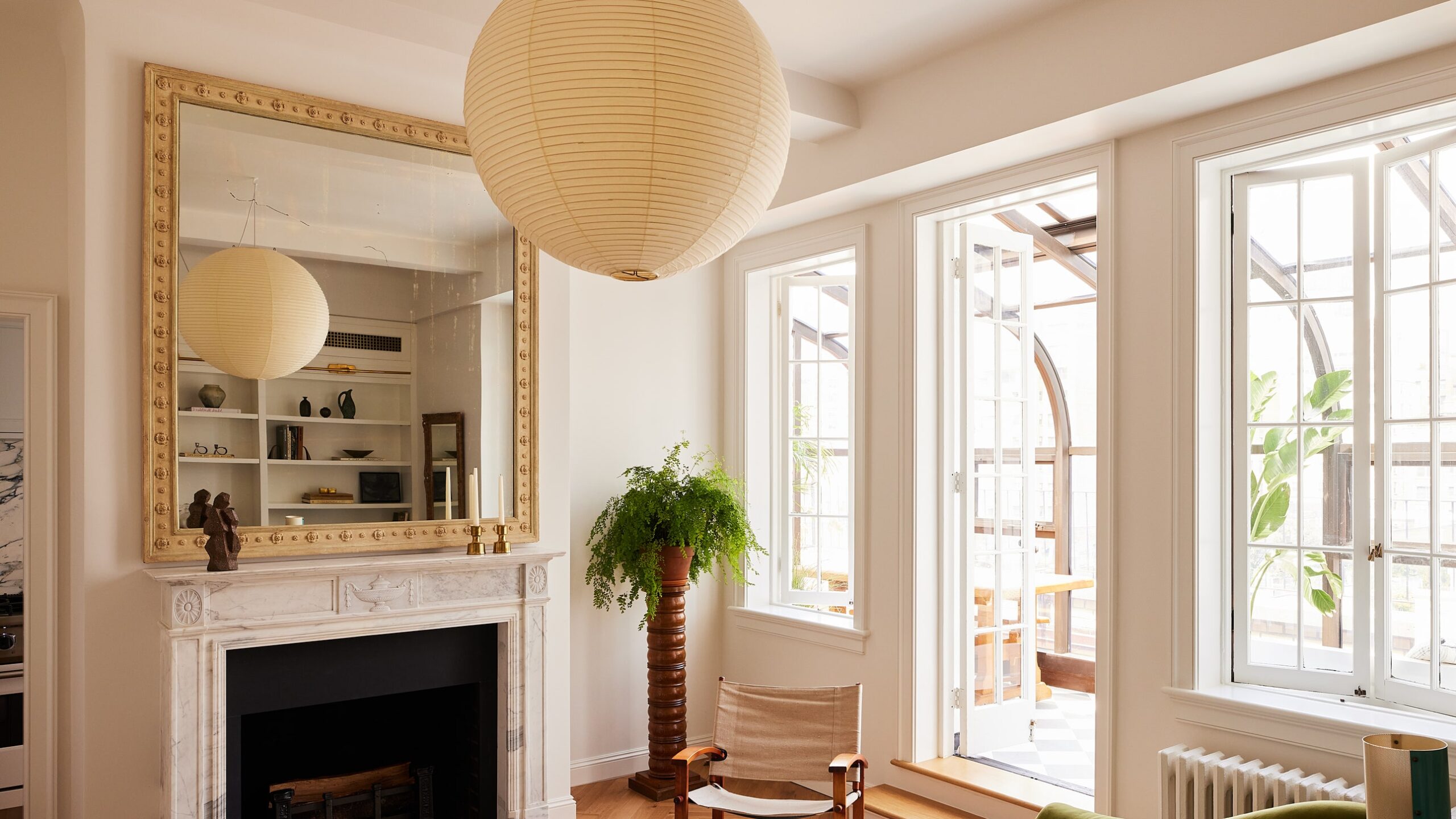 This 1,000-Square-Foot NYC Apartment Has the Coolest and Most Coveted Sunroom