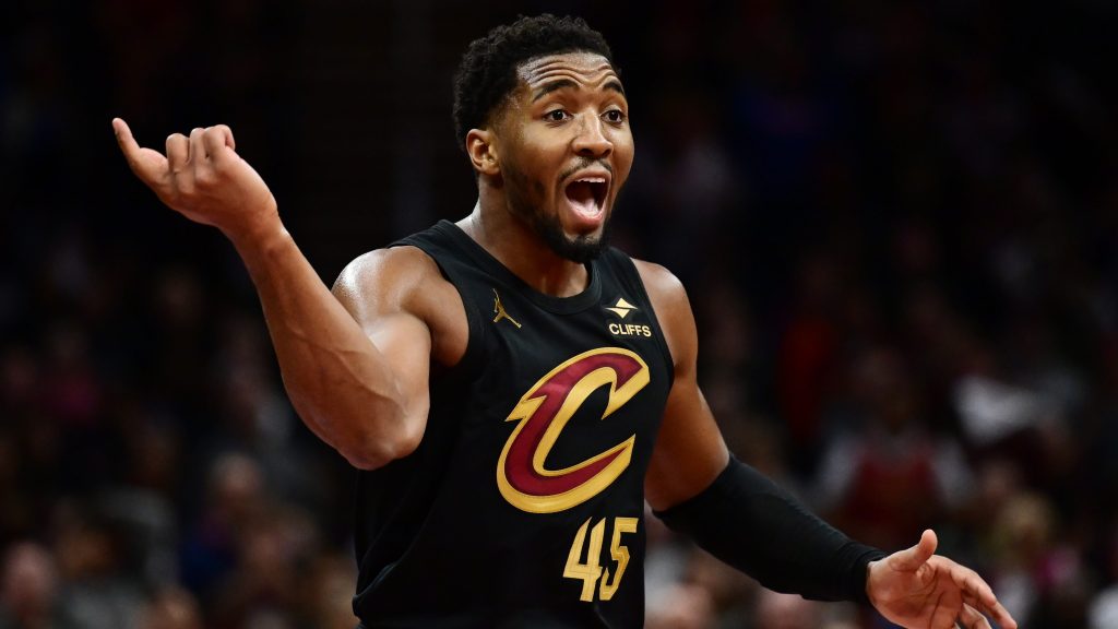 Toronto Raptors at Cleveland Cavaliers odds, picks and predictions