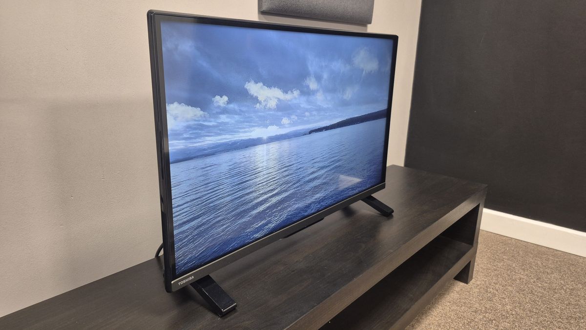 Toshiba 32LF2F53DB review: an ultra-cheap 32-inch TV that falls short of greatness