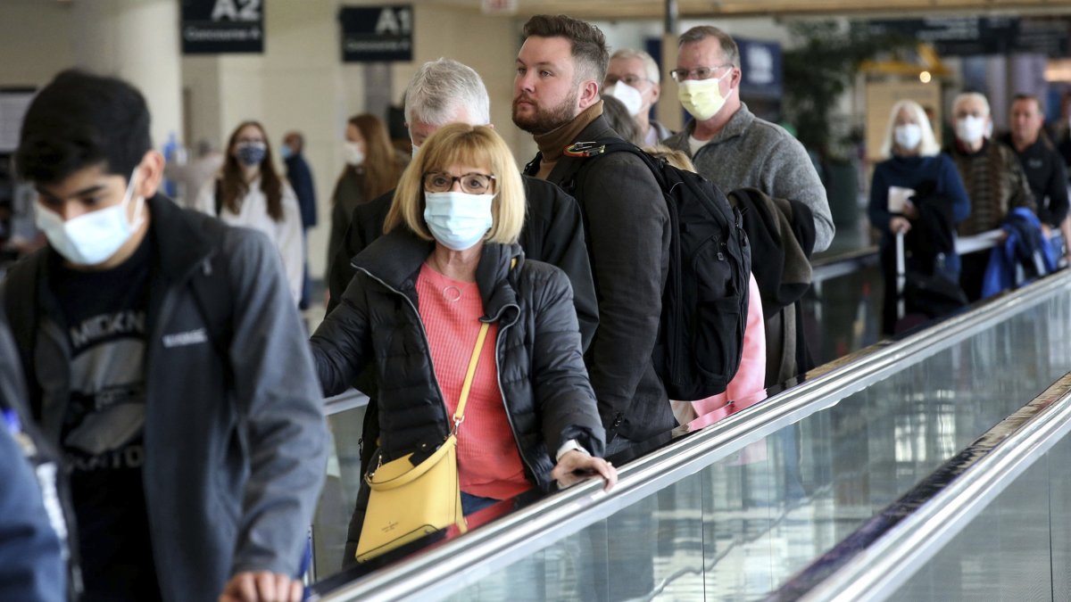 Traveling for thanksgiving? It might take you longer to get to your gate at these airports. Here’s why